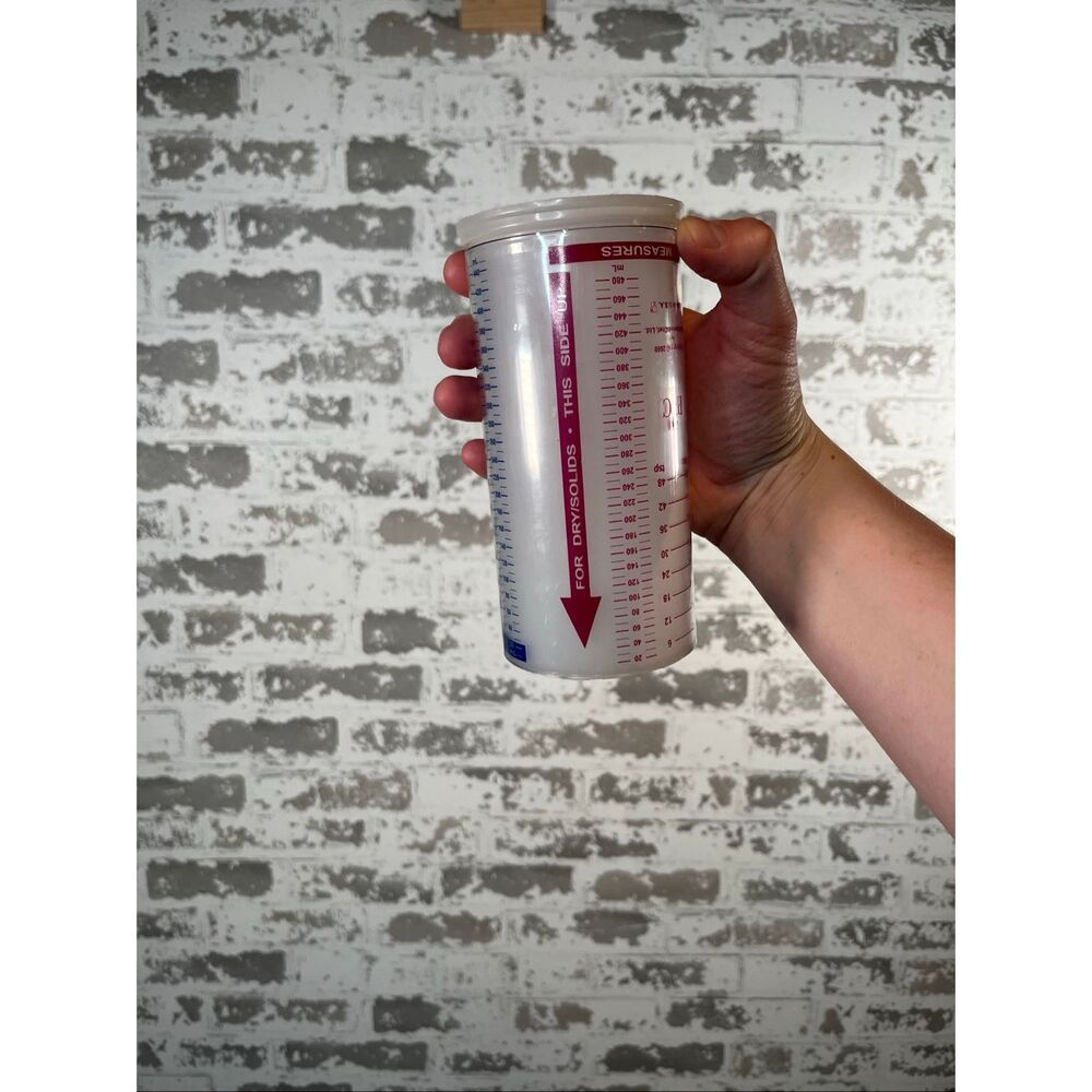 Pampered chef | wet and dry measuring cup